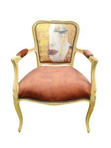 fotel dekoracyjny ludwikowski